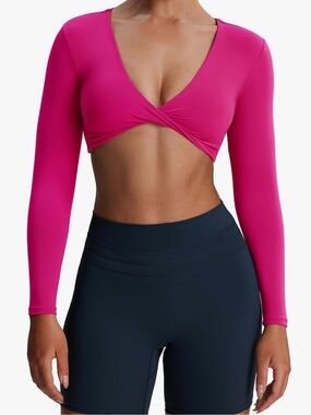 Long Sleeve Twist Front Crop Top M